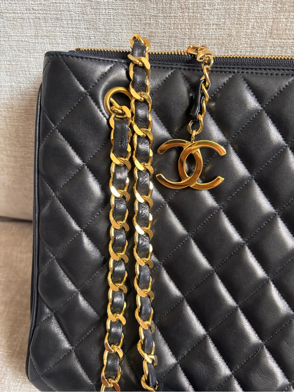 Authentic CHANEL 1991 Vintage 24k gold black lambskin quilted leather classic - Picture 8 of 16